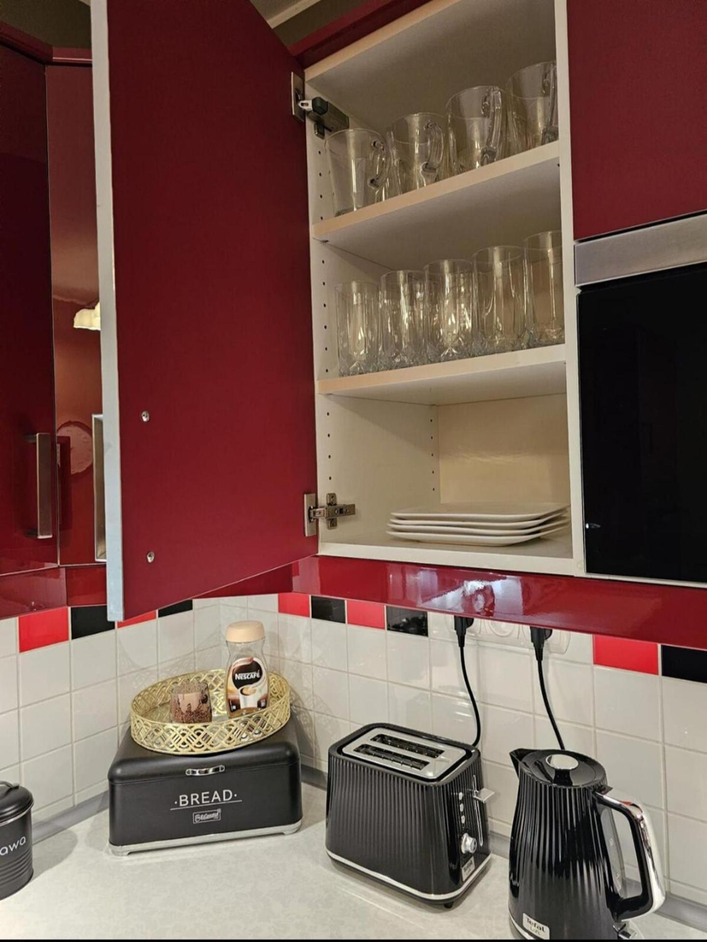 Apartment In Zyrardow 10Min To Suntago ภายนอก รูปภาพ
